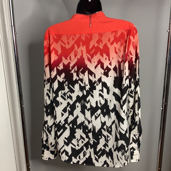 Calvin Klein Red to White Ombré Top - Picture 5 of 7